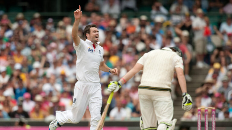 Online Cricket ID: How to Bet on Fastest Century in a Match